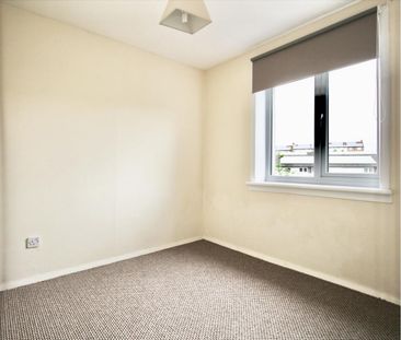 3 bedroom apartment to rent - Photo 4