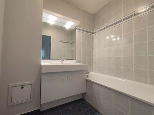 Location T3 62 m2 Dauphiné-Lacassagne Lyon 3ème - Photo 1