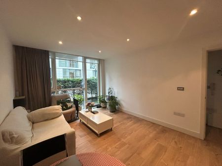 1 Bed Flat, Times Square, E1 - Photo 4