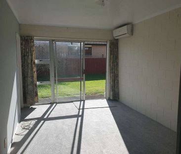 Charming 2BR Unit in Manurewa - Photo 5