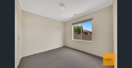 Family home in Cobblebank - Photo 5