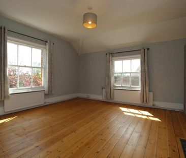4 bedroom detached house to rent - Photo 1