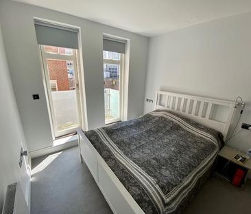 High Street, Maidenhead - Photo 4