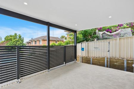 26A Foy Avenue, Figtree. - Photo 3