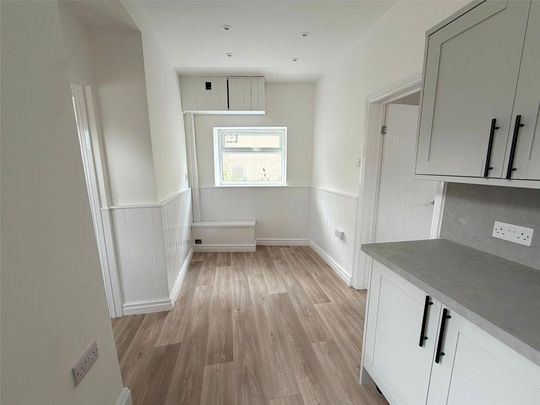 2 bedroom house to rent - Photo 1