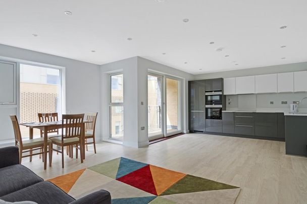 2 bedroom flat to rent - Photo 1