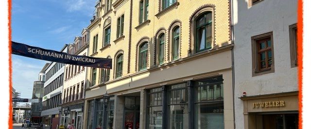 2-Zimmer-Wohnung mit EINBAUKÜCHE und großer Dachterrasse im Herzen von Zwickau zu vermieten! - Photo 1