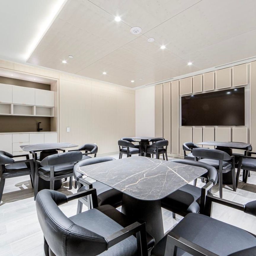 For Lease - 858 Dupont Street Unit# 303, Toronto, Ontario - Photo 1