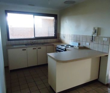 1/12 Hakea Street, Queanbeyan NSW 2620 - Apartment For Rent | Domain - Photo 2