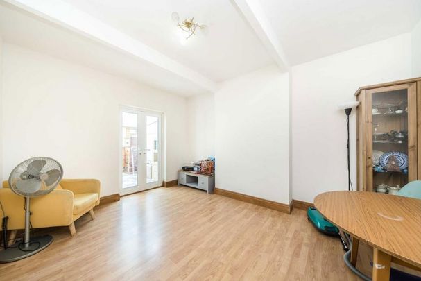 3 bedroom house to rent - Photo 1