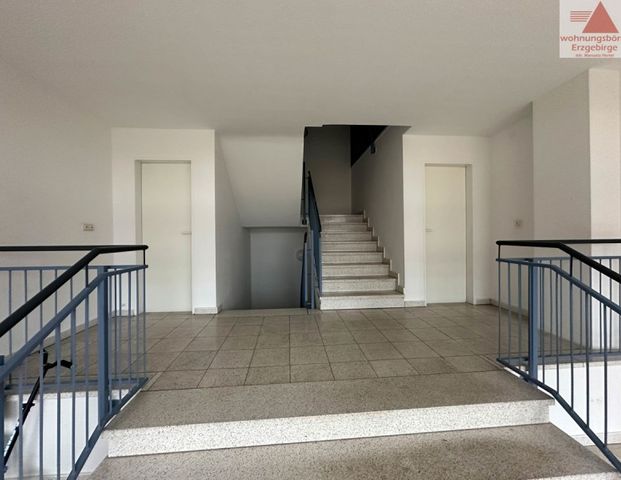 Neu saniert - 3-Raum-Wohnung mit PKW-Stellplatz in Oberrothenbach / Zwickau - Foto 1