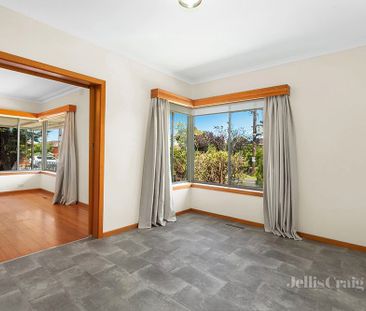 2 Nancye Drive, Lalor - Photo 2