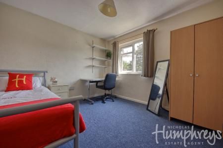 4 Bed Student Home - 65 Downs Road - Photo 5