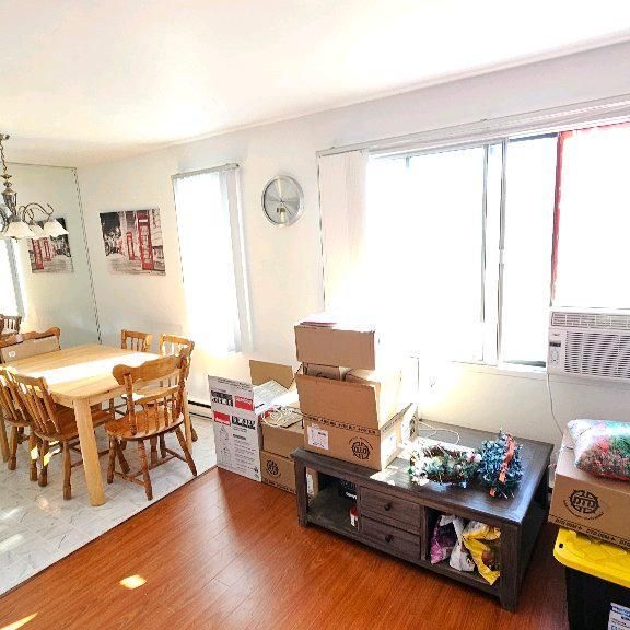 Très beau 4 1/2 ensoleillé à Deux Montagnes - Photo 1