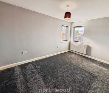 3 bedroom detached house to rent - Photo 4