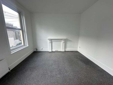Dover Road, Folkestone, CT20 - Photo 5