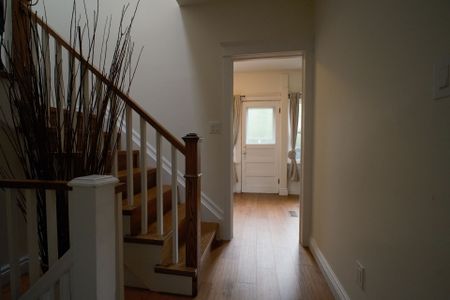 For Lease - 13 Yarmouth Gardens, Toronto, Ontario - Photo 2