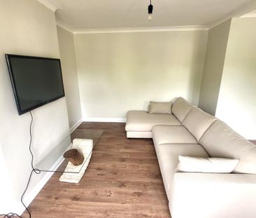 2 bedroom maisonette to rent - Photo 1