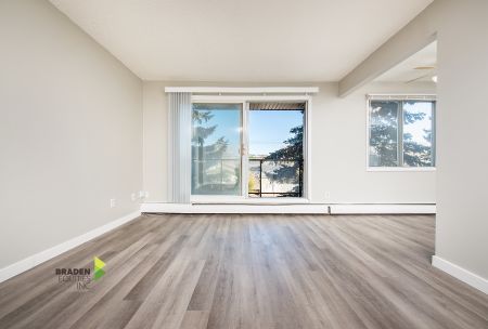 Kelsey Manor - Photo 3