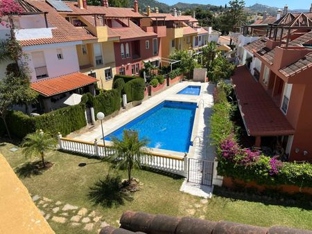 Alquiler de chalet adosado en Calle la Cantera - Photo 5