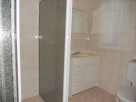 3 BEDROOM DUPLEX - Photo 5