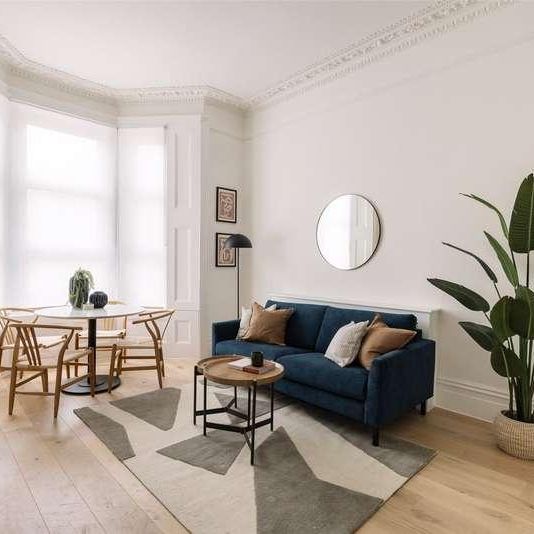 Warwick Road, Earls Court, London, SW5 - Photo 1