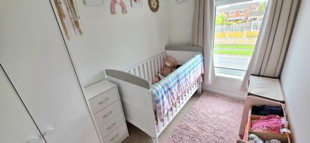 3 bedroom terraced house to rent - Photo 5