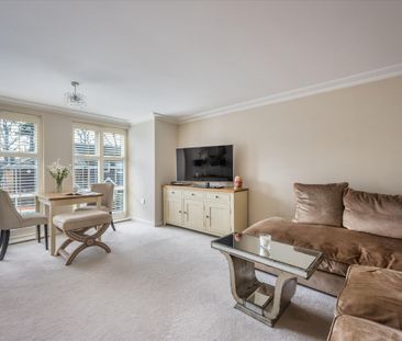 Available to let is a 2 bedroom, 2 bathroom, first floor apartment ... - Photo 1