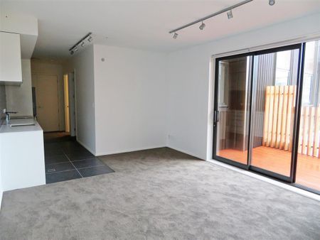 THE FIREMAN'S APARTMENTS - PETONE - Photo 4