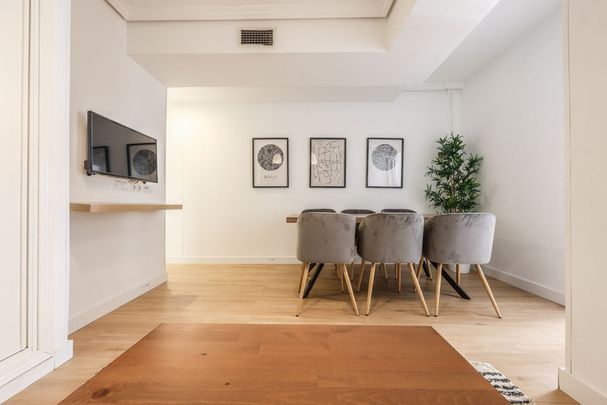 Calle del Oso - Photo 1