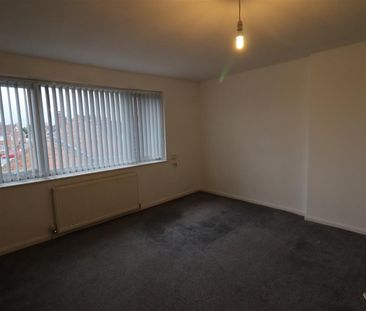 1A Ringwood Highway, Potters Green, Coventry. - Photo 2