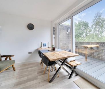 2 Bed Maisonette, Tomkyns House, SE11 - Photo 3