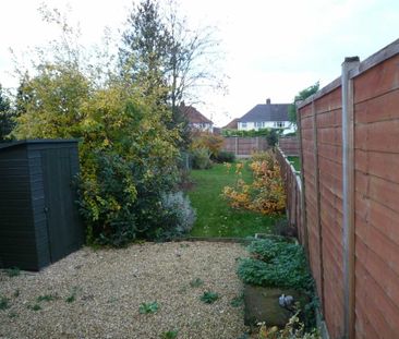 2 bedroom semi-detached house to rent - Photo 5