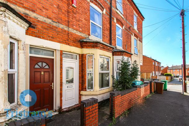 3 bed Mid Terraced House for Rent - Photo 1