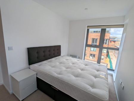 2 bedroom flat to rent - Photo 5