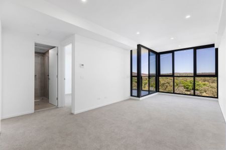 Stunning Mountain View from the Top Floor – 2 Bedroom Apartment - Photo 3