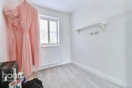 3 bedroom detached house to rent - Photo 5