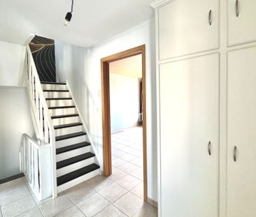 HALFOPEN WONING MET 3 KAMERS EN TERRAS - Foto 3