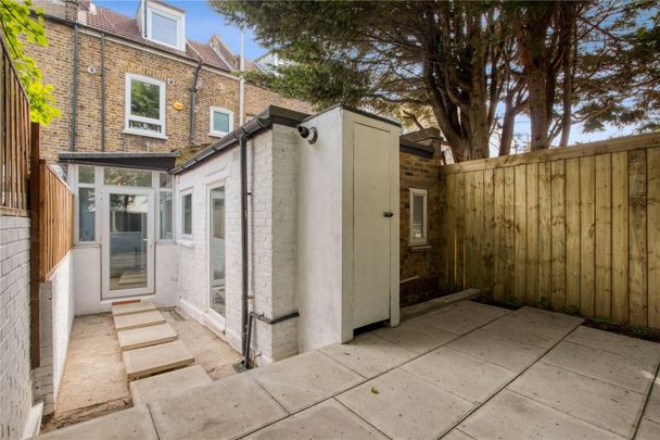 Townsend Road, N15, London - Photo 1