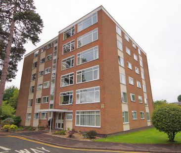 A 1 Bedroom Flat in Charlton Kings GL53 9BQ - Photo 1