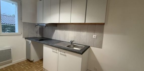 Studio Fontenay-le-Fleury 27 m² - Photo 2