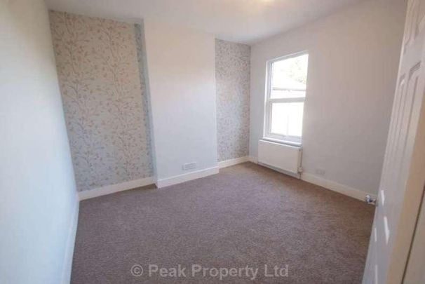 Student House Share - Very Close To Uni - Princes Street Southend, SS1 - Photo 1