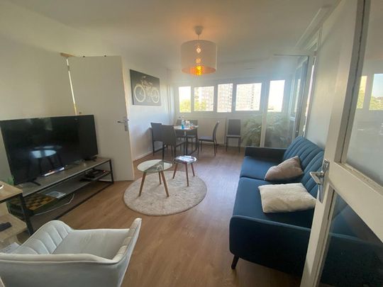 Location Appartement 4 pièces Meublé 82m² TALENCE 33400 - Photo 1