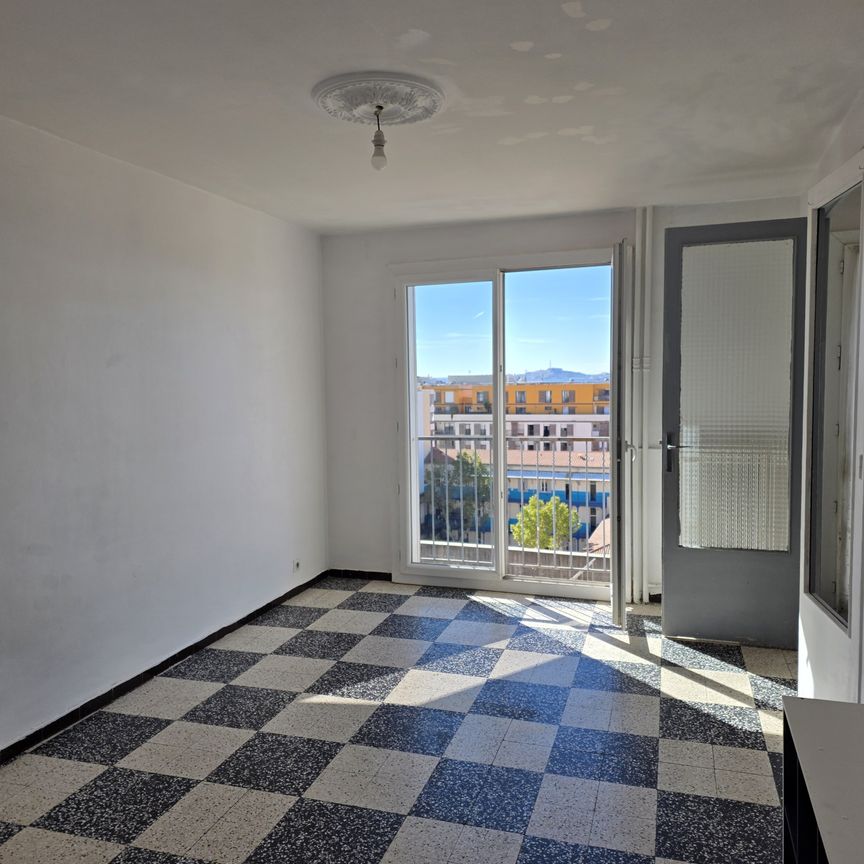 Location Appartement 3 pièces 52m² MARSEILLE 2ème - Photo 1