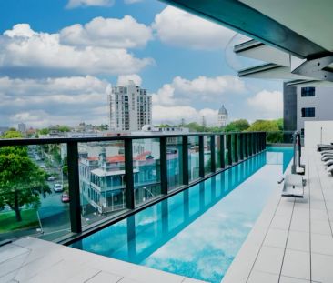 2 Bedroom*704 - Photo 4