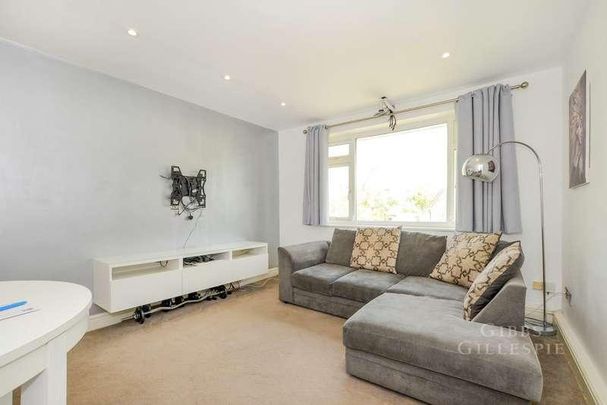 Nicola Close, Harrow, HA3 - Photo 1