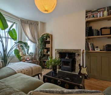 2 bedroom terraced house to rent - Photo 2