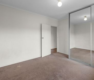 Light, Bright & Modern Low-Maintenance Unit Living - Photo 6