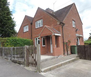 3 bedroom semi-detached house to rent - Photo 1