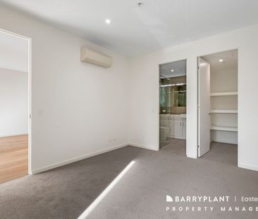 Modern Apartment Living in a Convenient Doncaster East Location - Photo 6